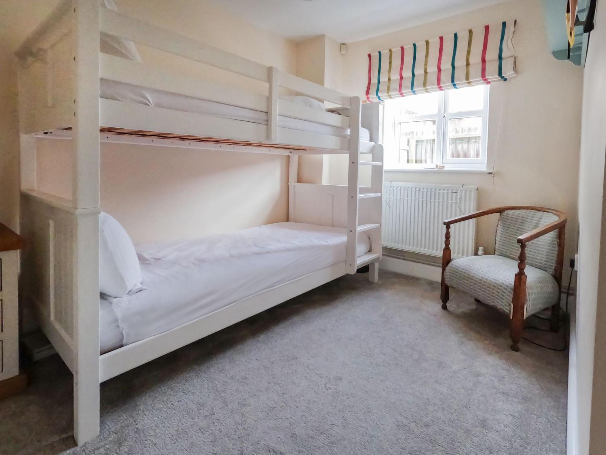 Relaxing Townhouse In The Heart Of Bridport Villa Eksteriør bilde